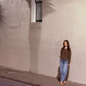 Meet your Posher, Holly